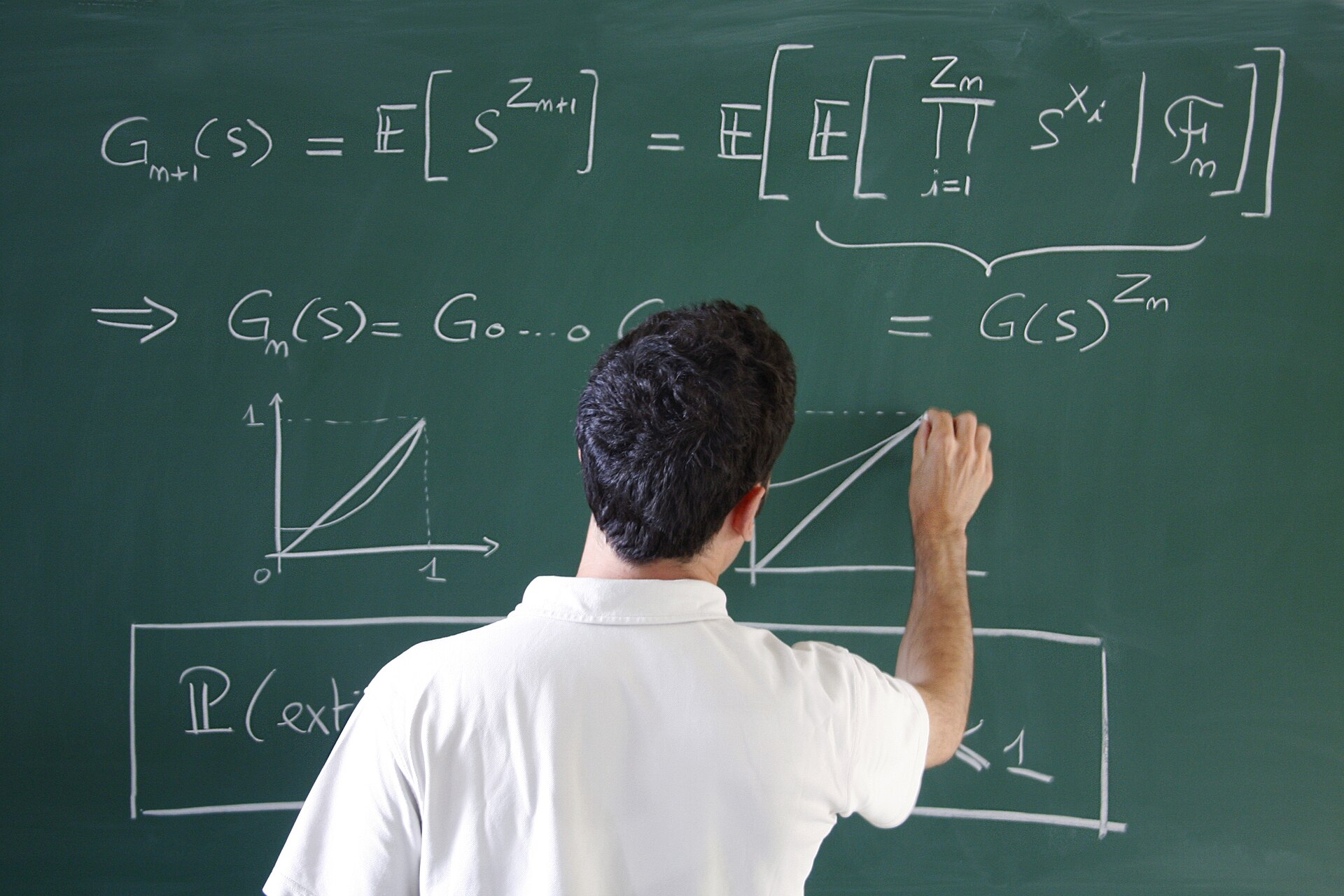 Centre de mathématiques appliquées illustrant la recherche mathématique assistée par l’intelligence artificielle